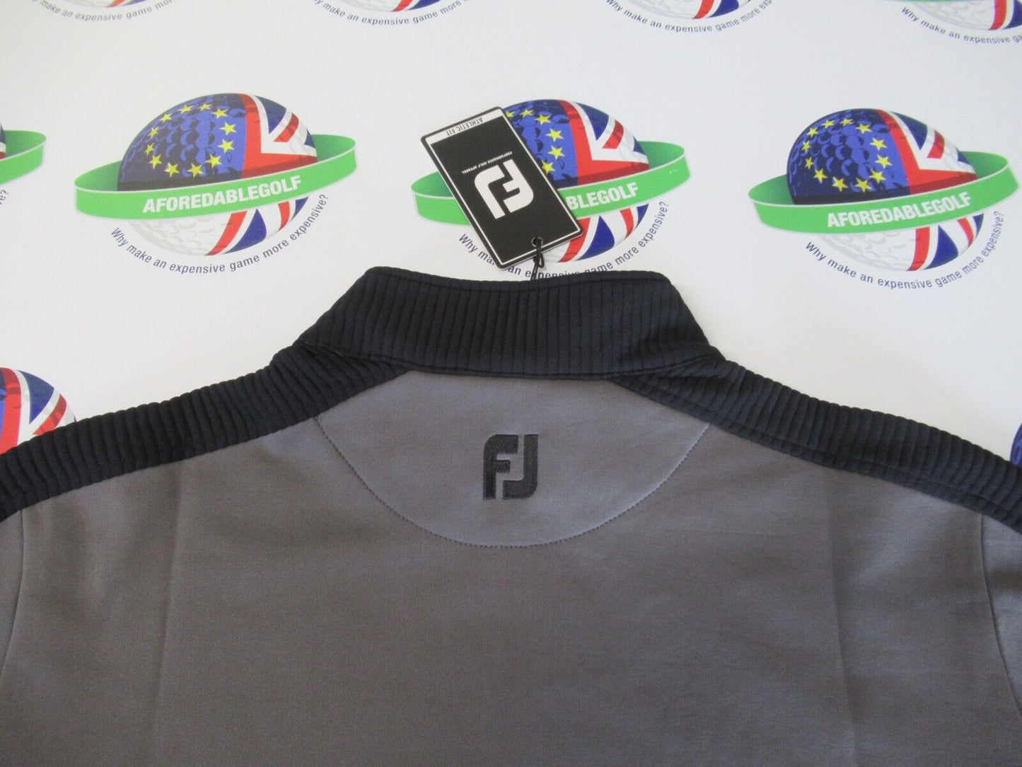 footjoy chill out xtreme 1/2 zip pullover charcoal/black uk size large