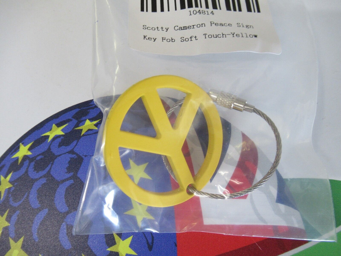 Titleist Scotty Cameron Soft Touch Peace Sign Yellow Key Fob