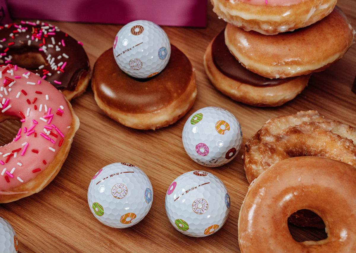 New 12 Taylormade Vault Limited Edition Tp5 Pix Donut Golf Balls
