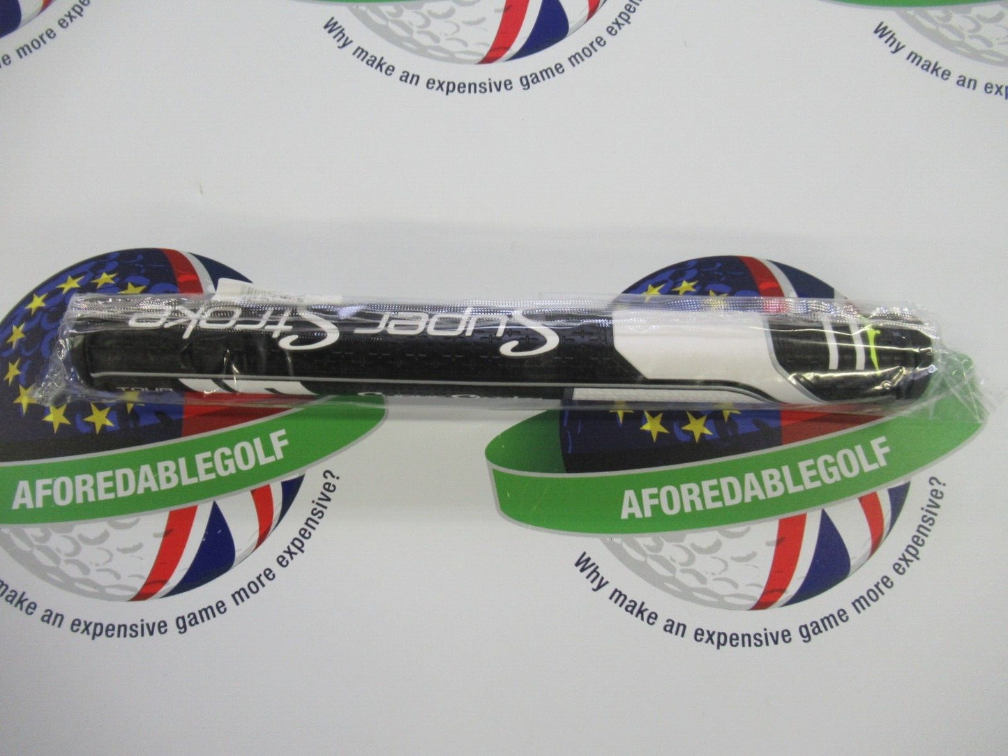Super Stroke Traxion Tour 2.0 Black/White Putter Grip