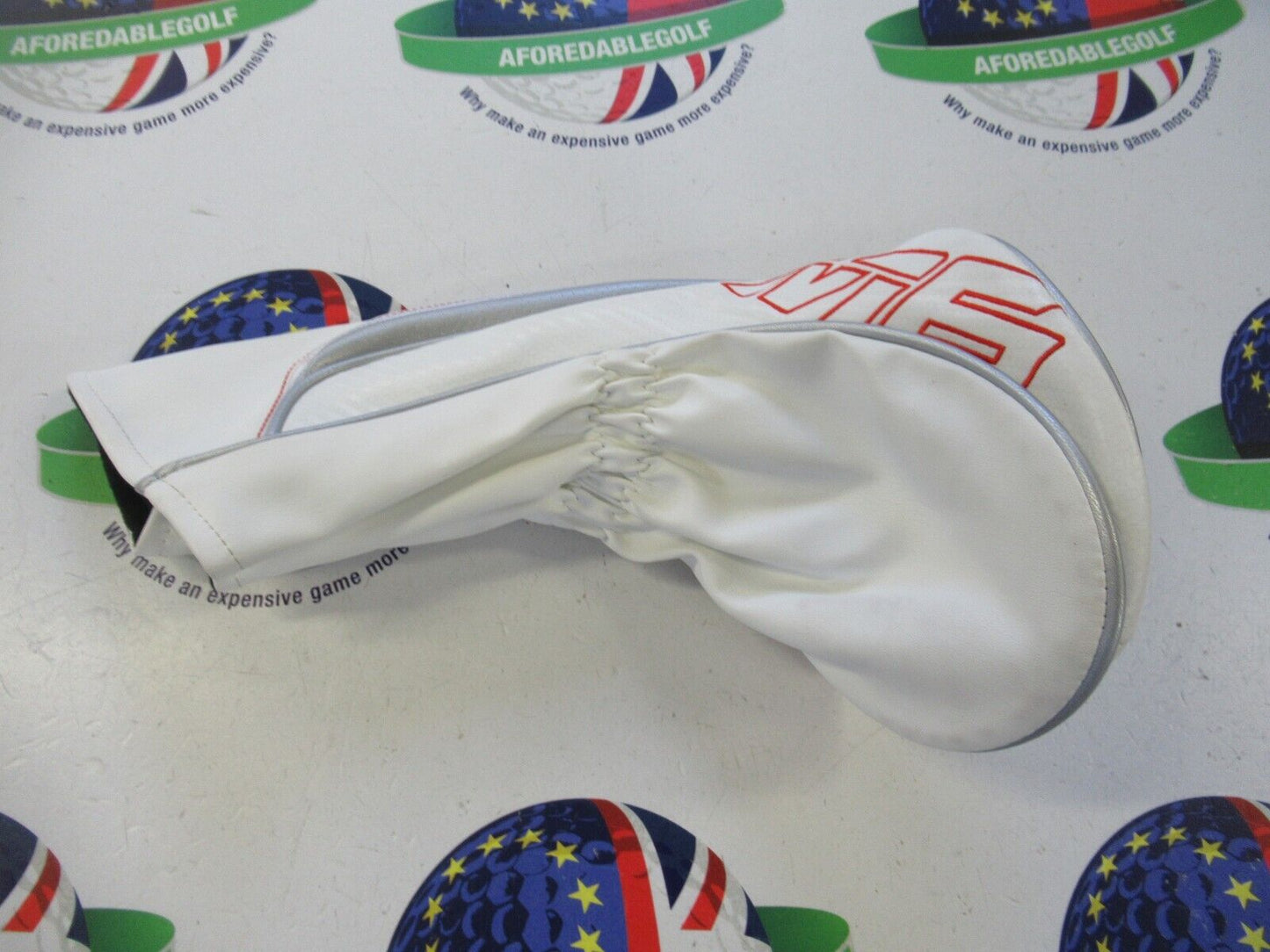 New Taylormade M6 White/Silver Driver Head Cover