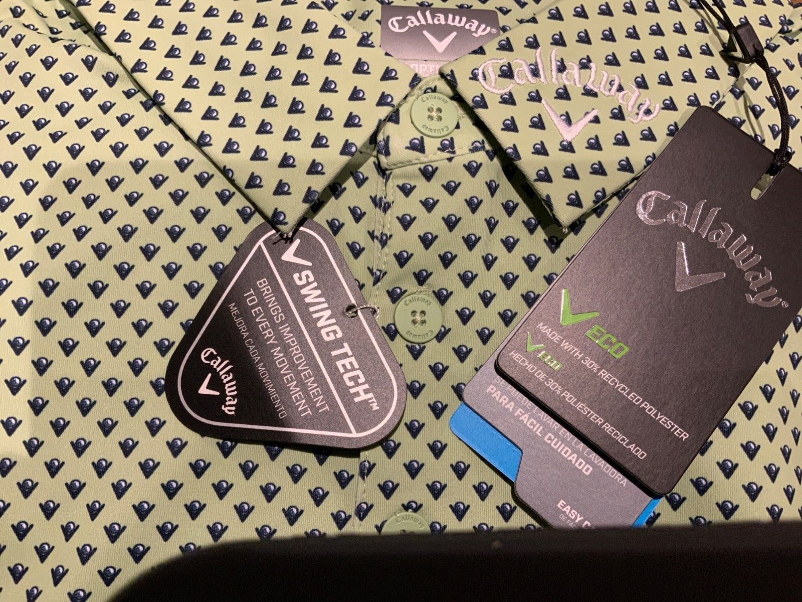 46898618