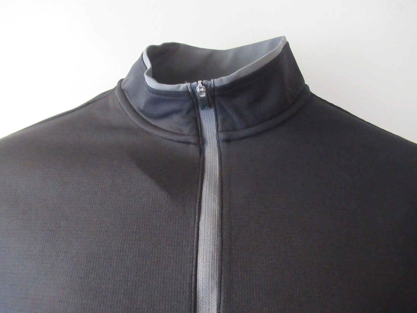 adidas core lightweight 1/4 zip sweater black/grey uk size large