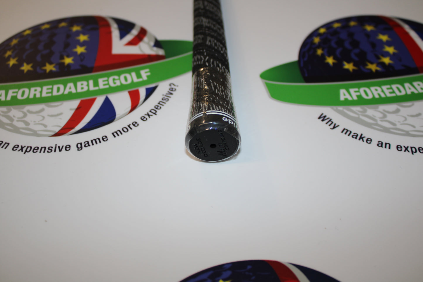 Golf Pride New Decade Multi Compound Black/White Paint Fill Grips