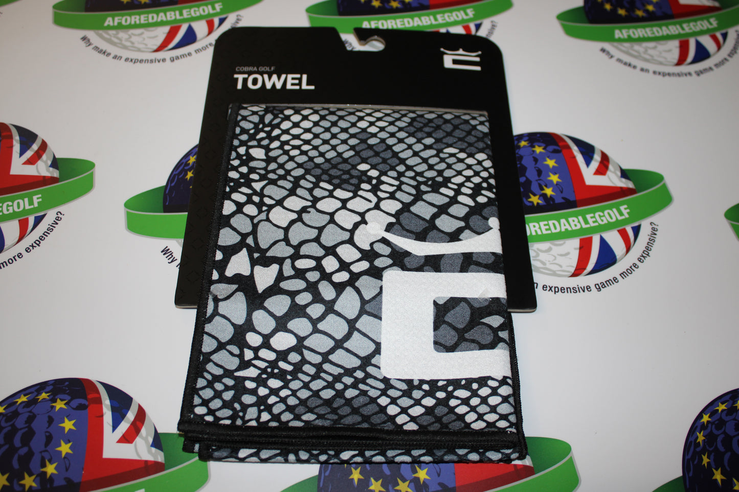 Cobra Snakeskin Towel Wintersnake Camo