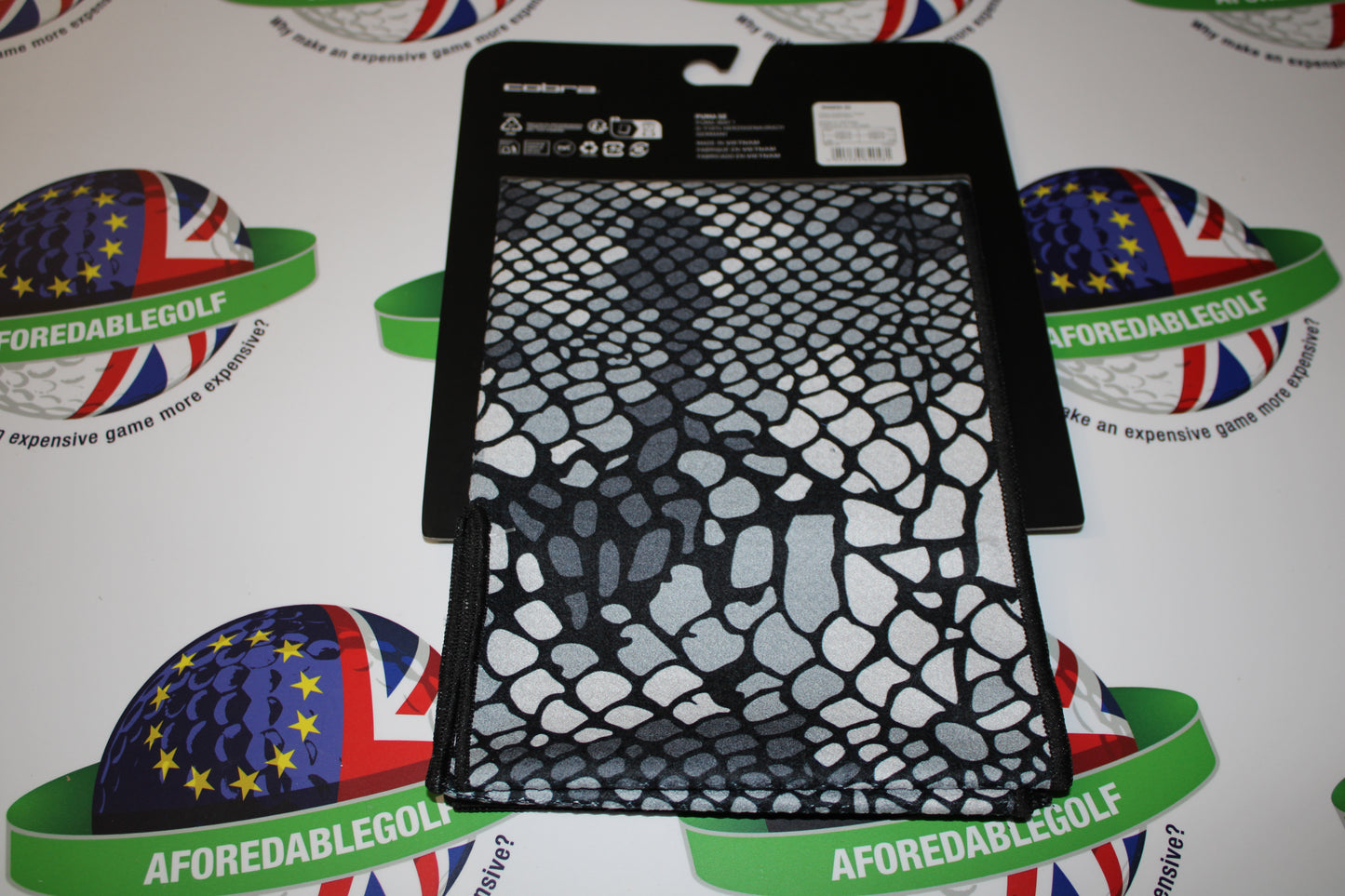 Cobra Snakeskin Towel Wintersnake Camo